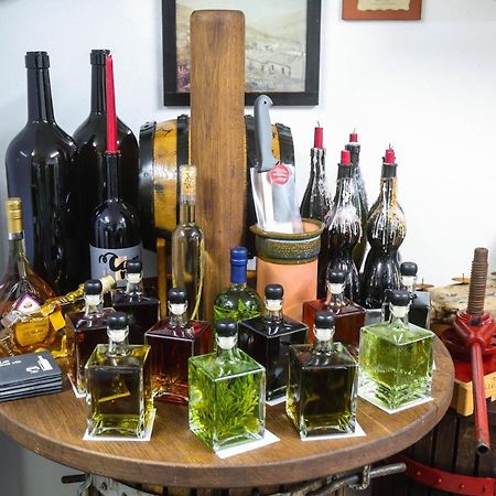 Healthy House Glamping Hotel Koper Buitenkant foto