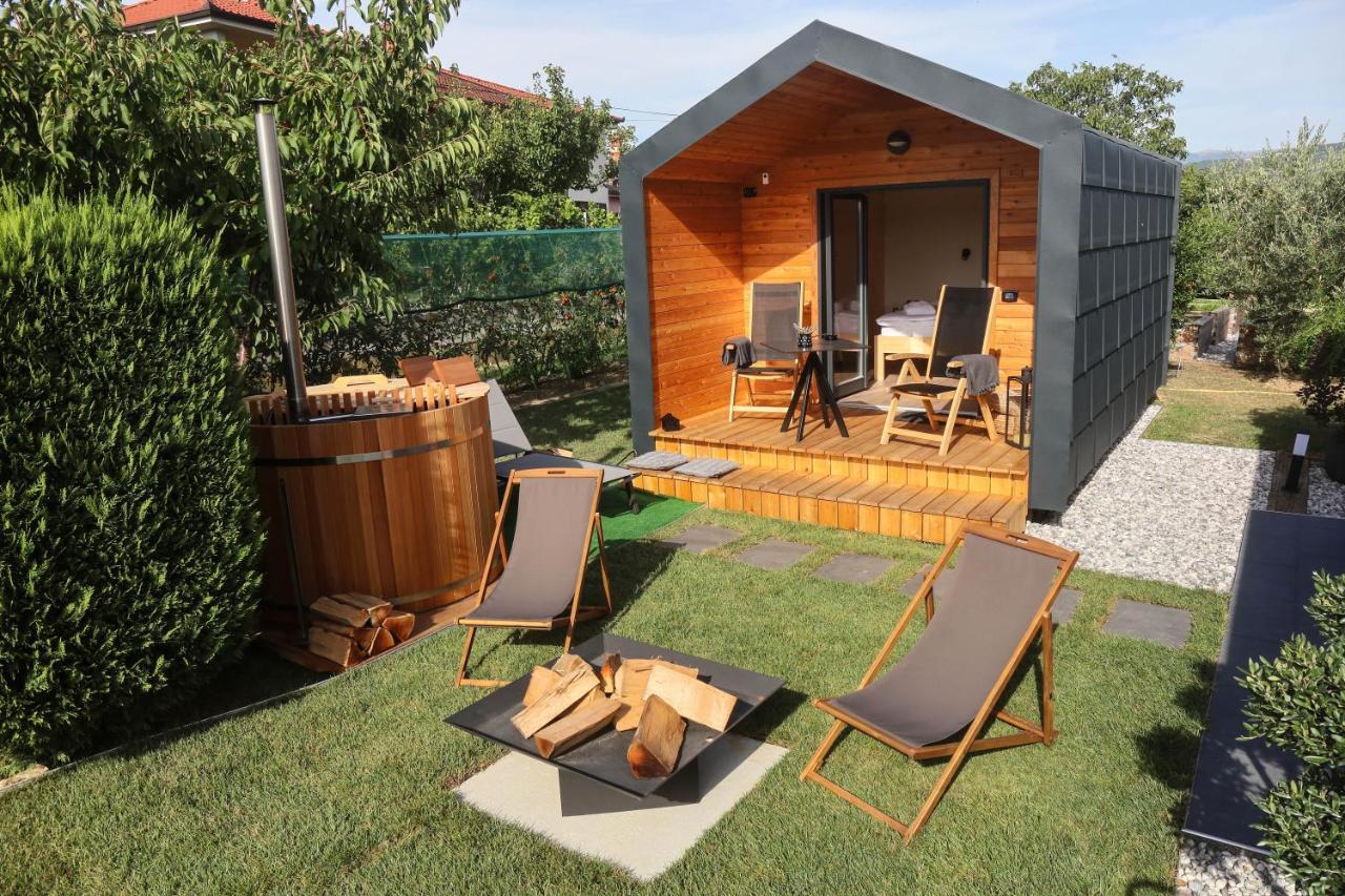 Healthy House Glamping Hotel Koper Buitenkant foto