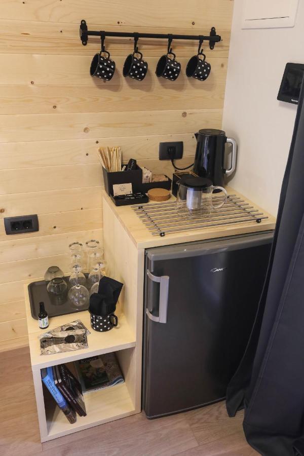 Healthy House Glamping Hotel Koper Buitenkant foto
