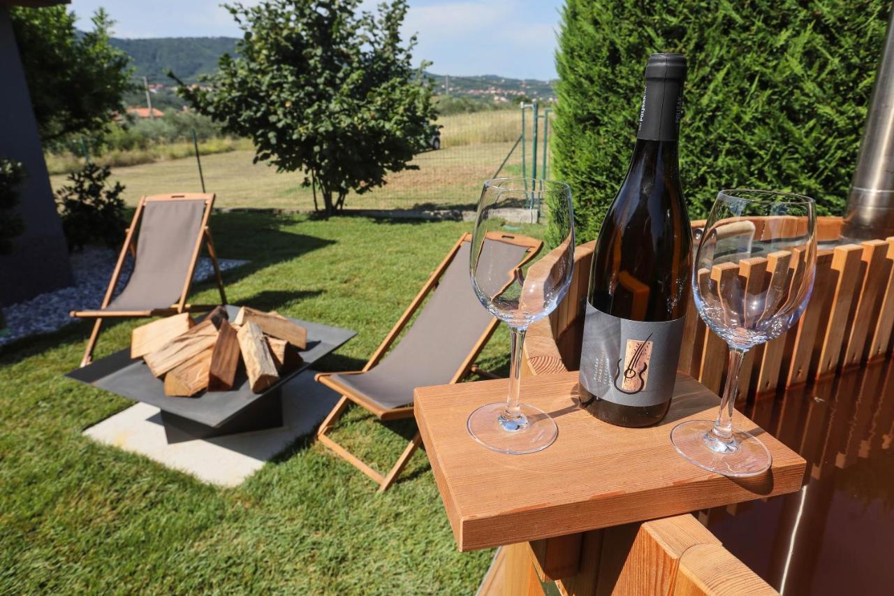 Healthy House Glamping Hotel Koper Buitenkant foto
