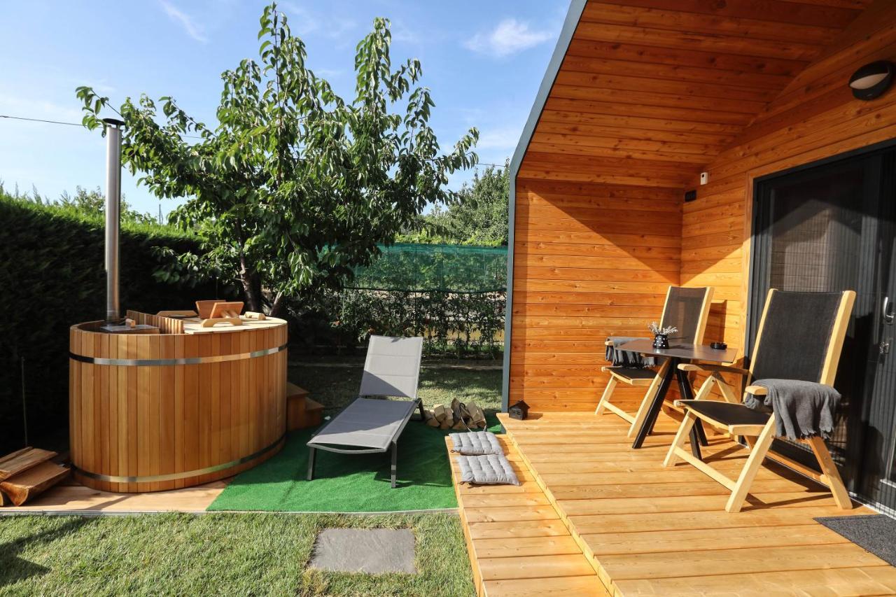 Healthy House Glamping Hotel Koper Buitenkant foto