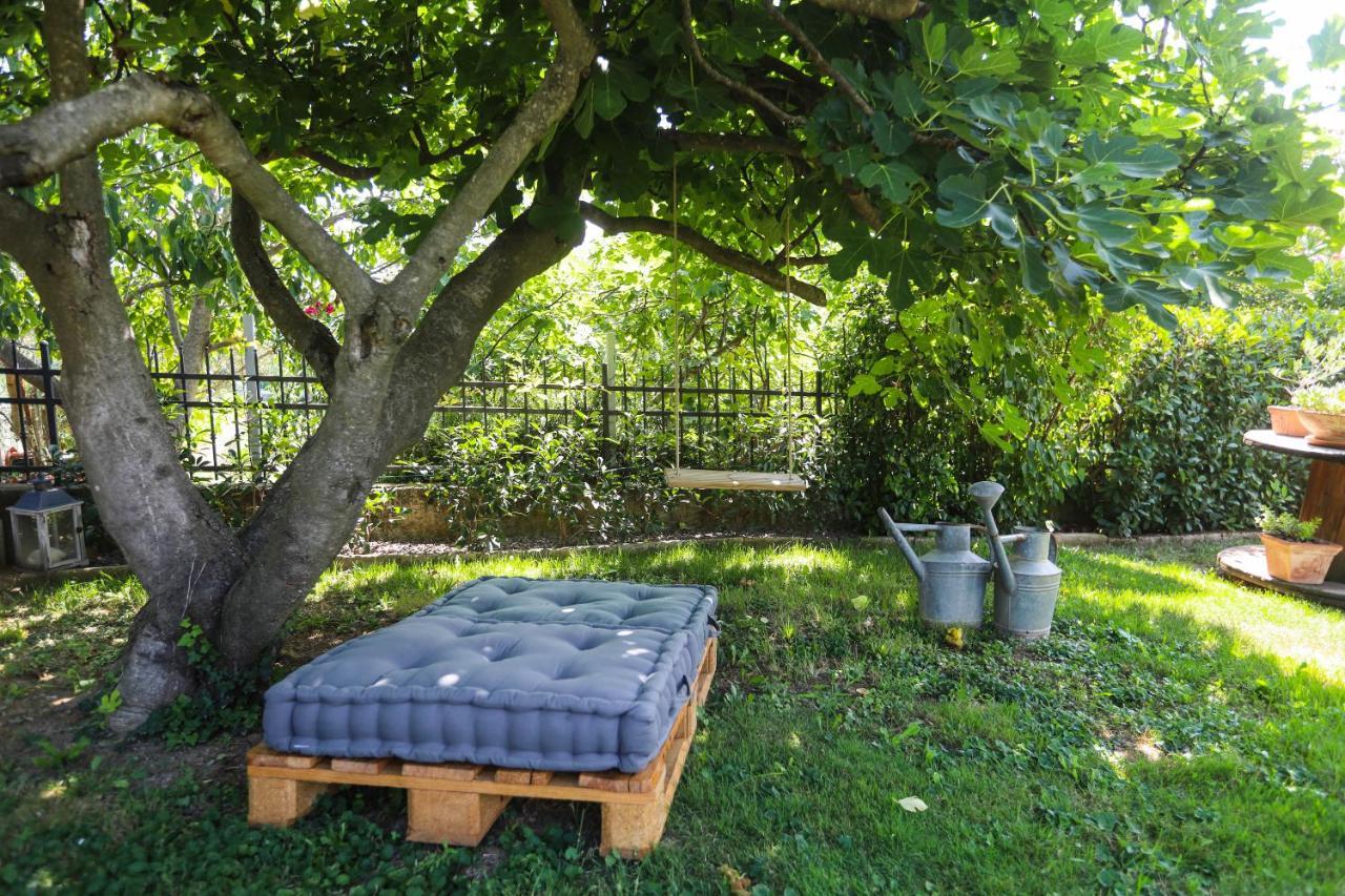 Healthy House Glamping Hotel Koper Buitenkant foto