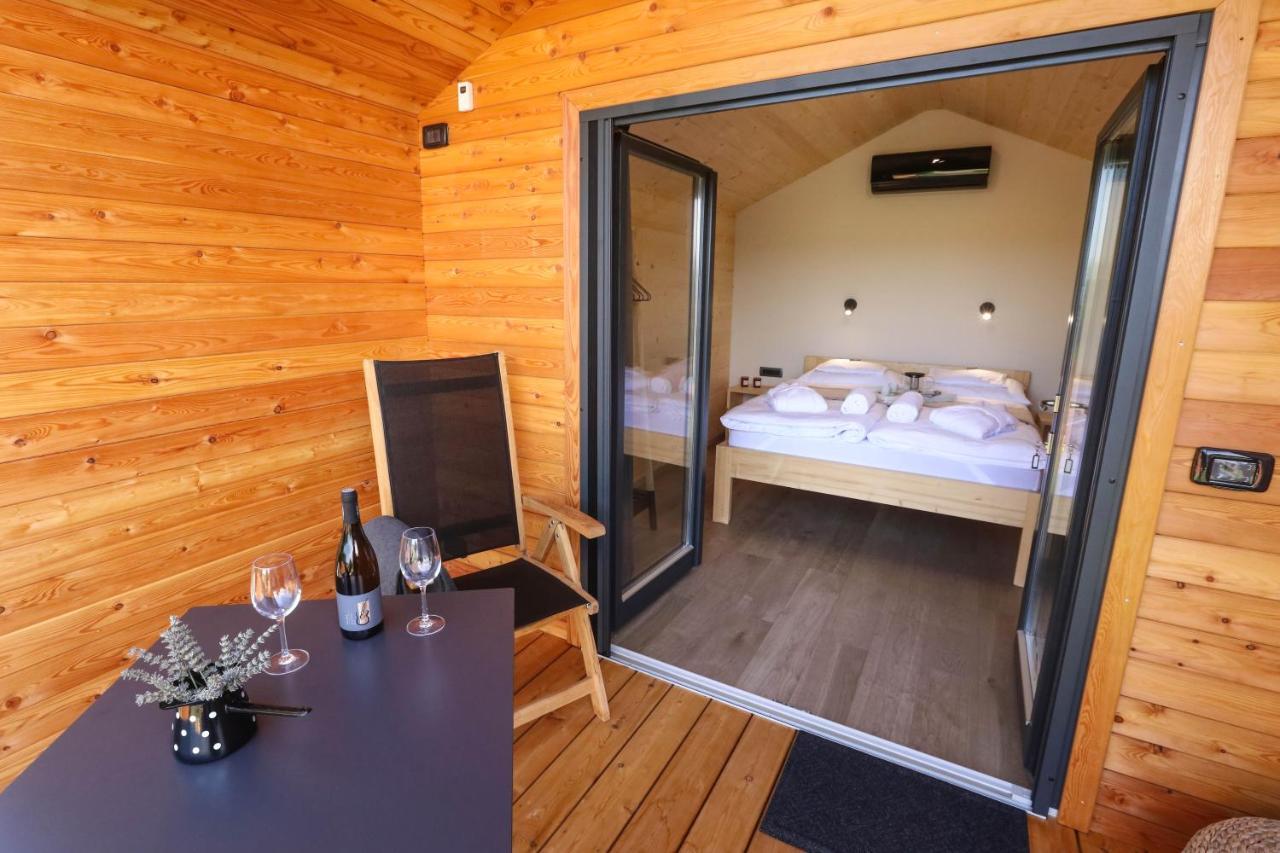 Healthy House Glamping Hotel Koper Buitenkant foto